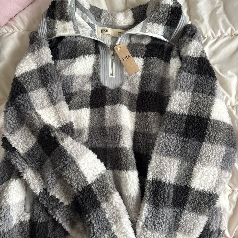 BKE Women's Checkered Cowl Sweater - Black, Gray, and White